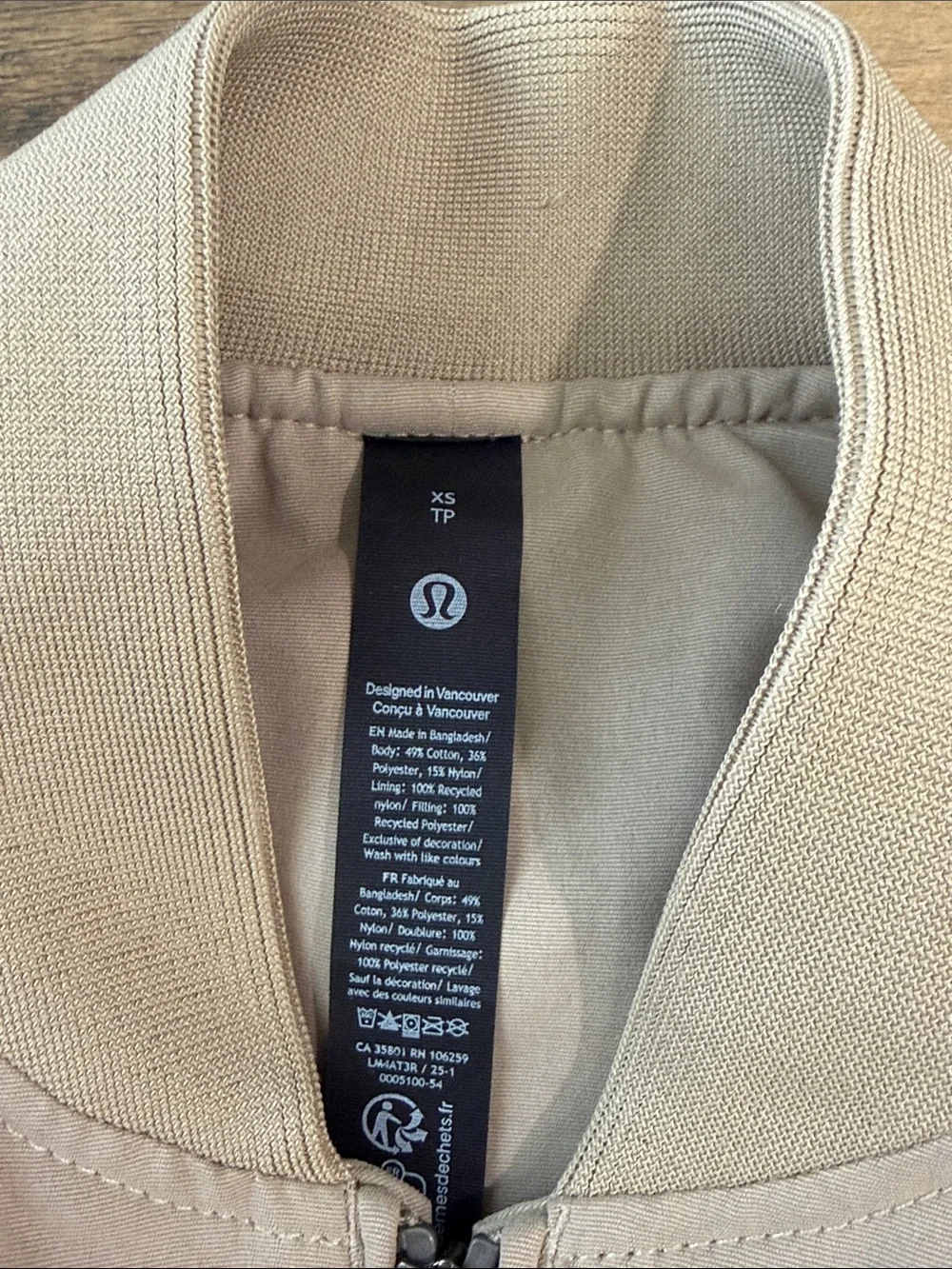 Lululemon NWT Insulated Cotton-Blend Bomber Jacket Size XS Cream FullZip Pockets
